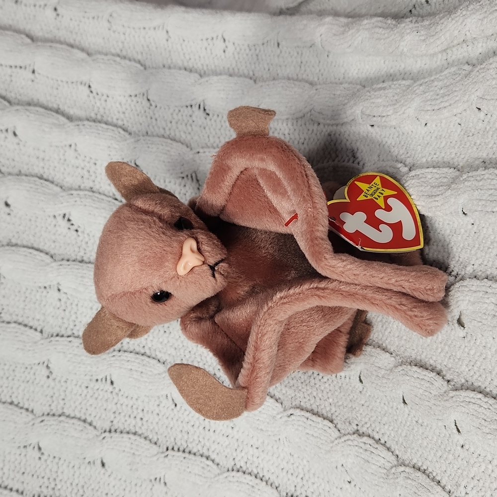 Vintage Ty Beanie Baby Original Batty The Bat P.V.C. Pellets 1996